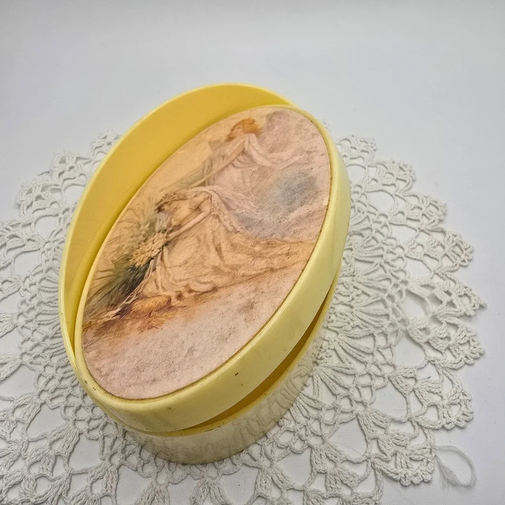 N/A vintage oval